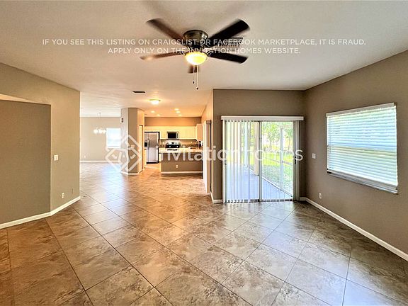 4th image of 2201 SW Susset Ln