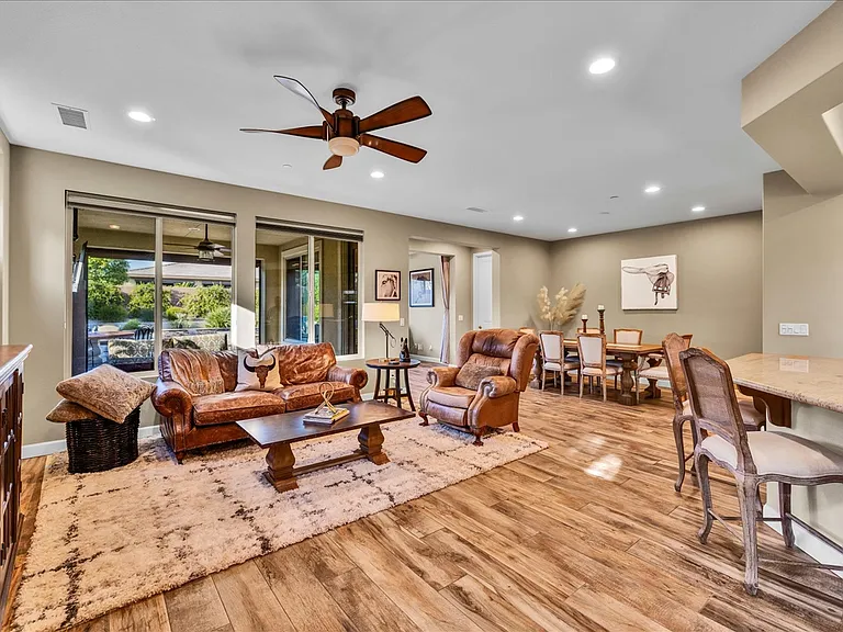 51535 N Two Palms Way — Photo 9