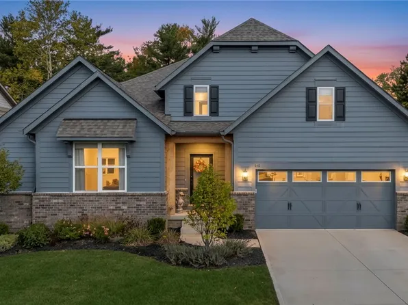516 Crystal Lake Dr N, Chagrin Falls, OH 44022
