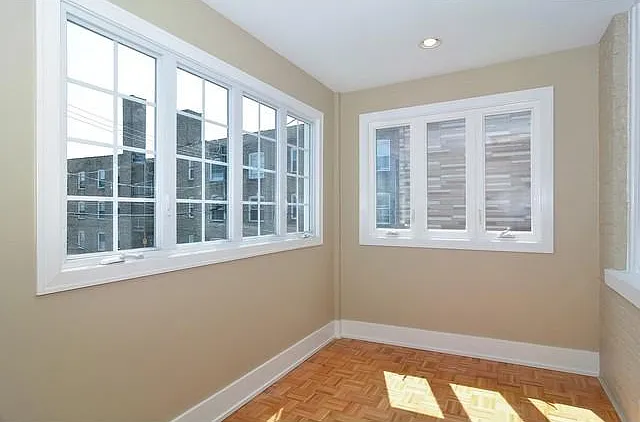 4219 N Leavitt St #2 — Photo 6