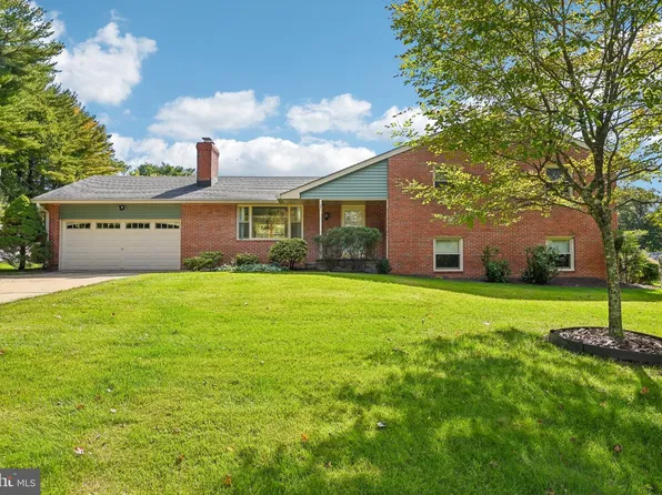 3437 Jay Dr, Ellicott City, MD 21042