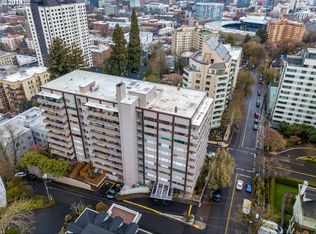2323 SW Park Pl UNIT 204, Portland, OR 97205