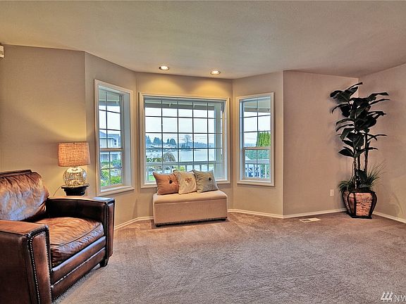 5th image of 12013 N Lakeshore Dr