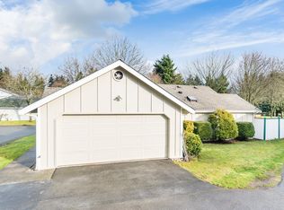 18123 NE 91st Ct, Redmond, WA 98052