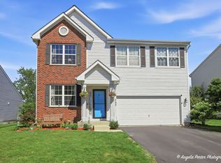 757 Beethoven St, Volo, IL 60073