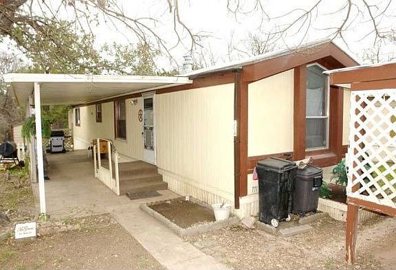 2nd image of 204 Wood Dr