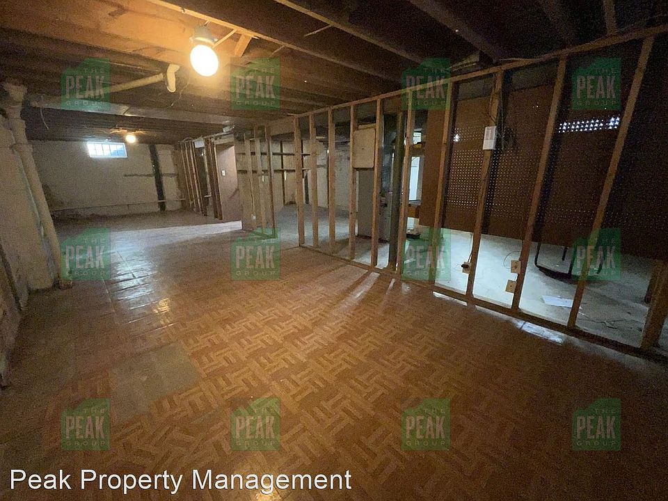 1st image of 1728 N Whittier Pl