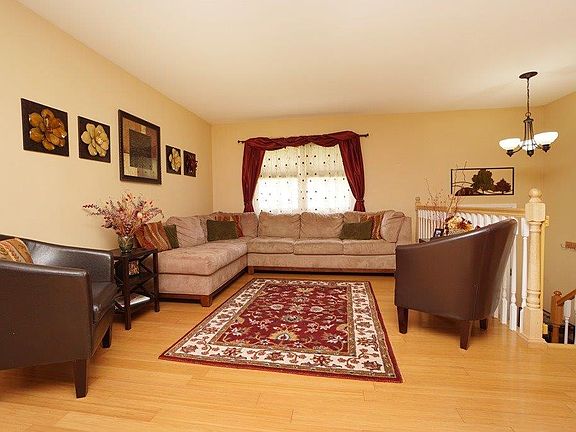 3rd image of 6208 Bartel Dr