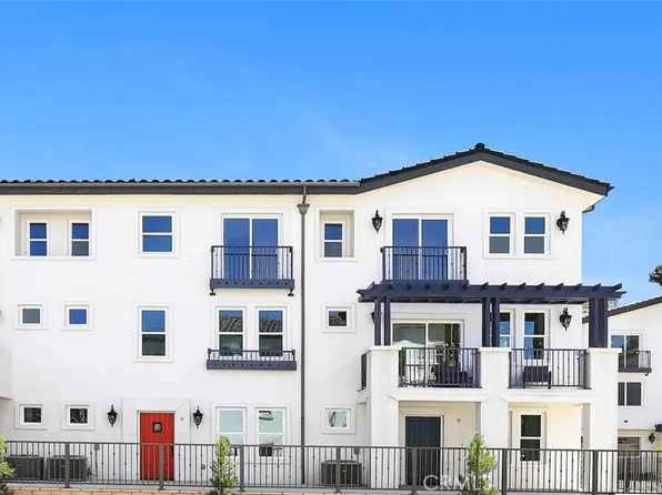 8 Brookline Way, Pomona, CA