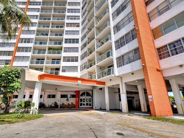 1351 NE Miami Gardens Dr, Miami, FL