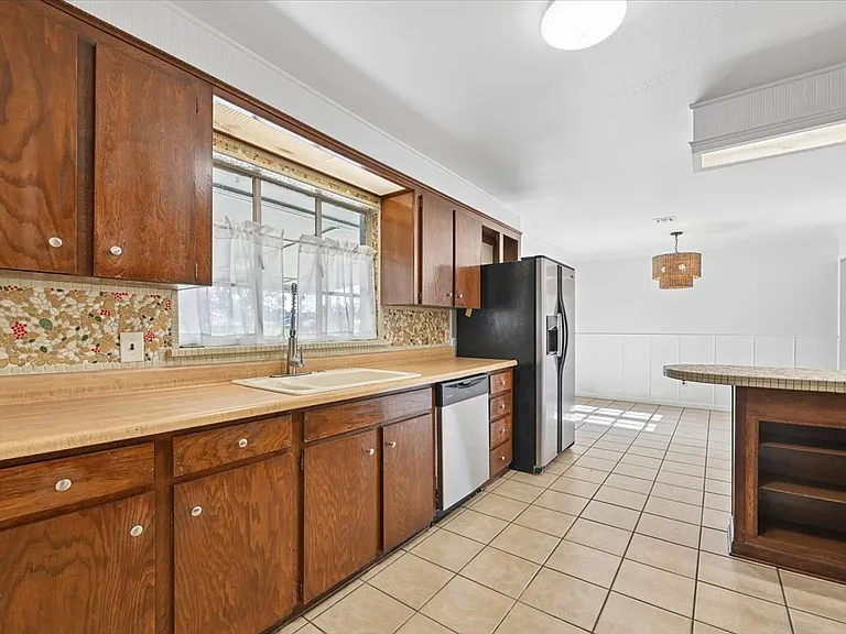 3141 S Toledo Ave — Photo 14