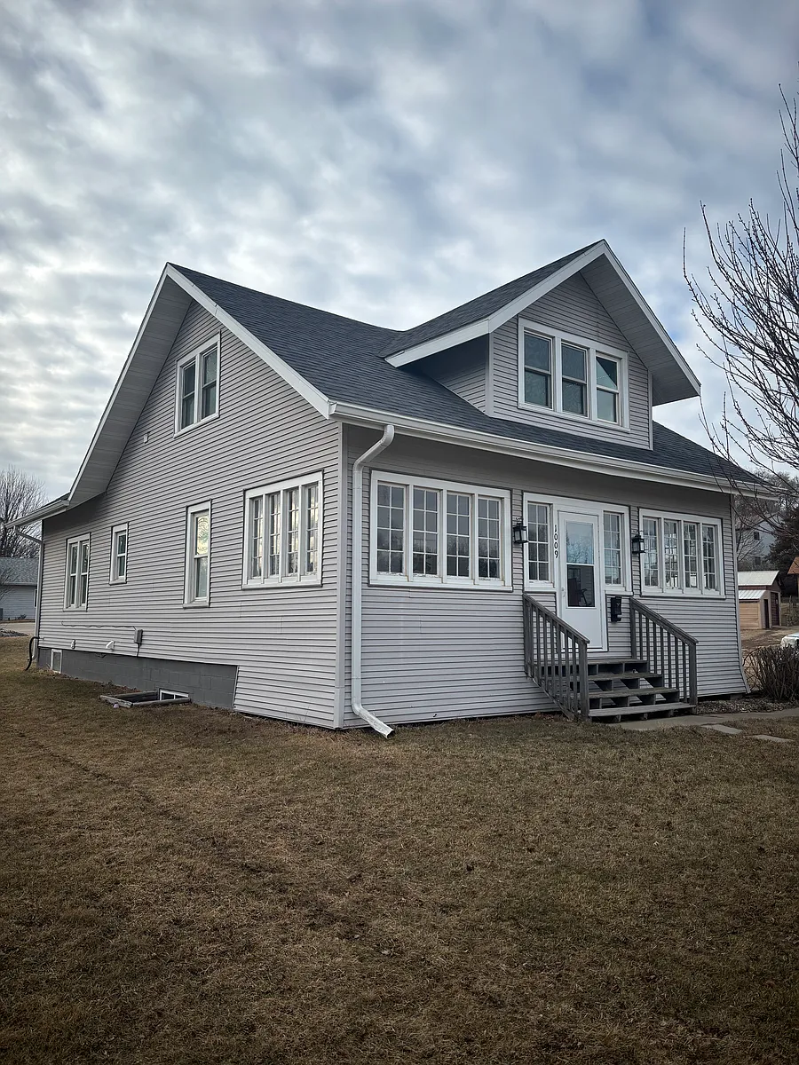 Building Photo - 1009 N Josephine Ave