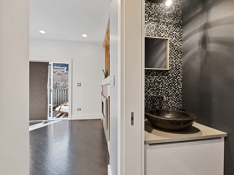 2nd Floor Powder Room