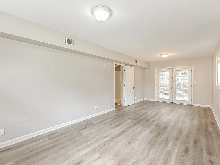 2753 Rainbow Forest Dr — Photo 8
