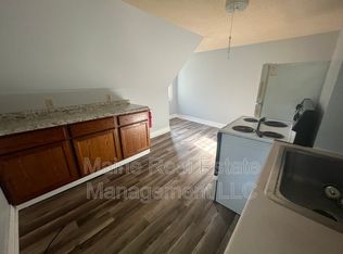 65 2nd St APT 3, Bangor, ME 04401