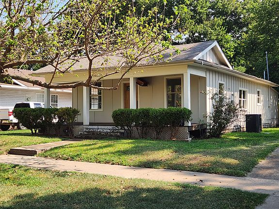 4th image of 2508 E 8th St