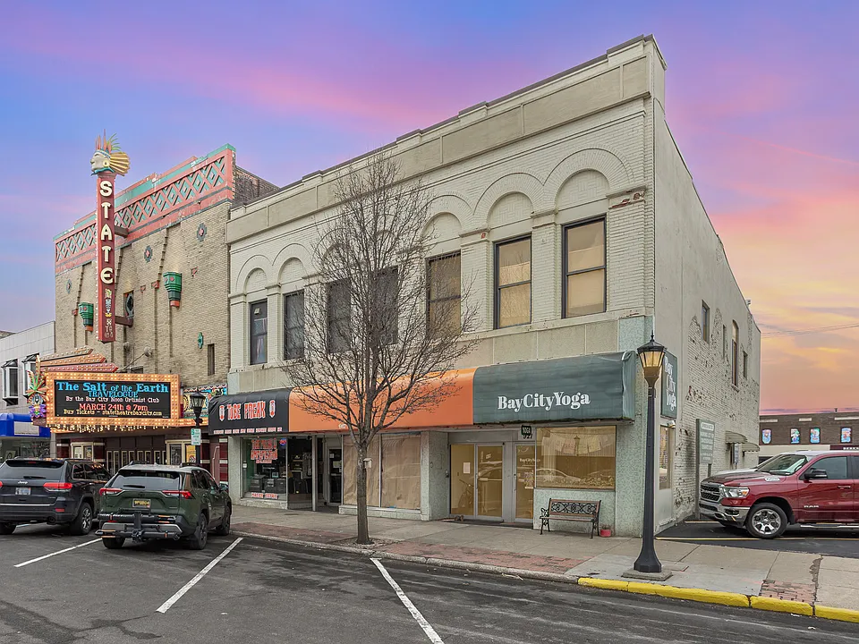 919 Washington Ave #4