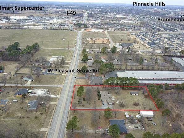 1355 W Pleasant Grove Rd, Rogers, AR 72758