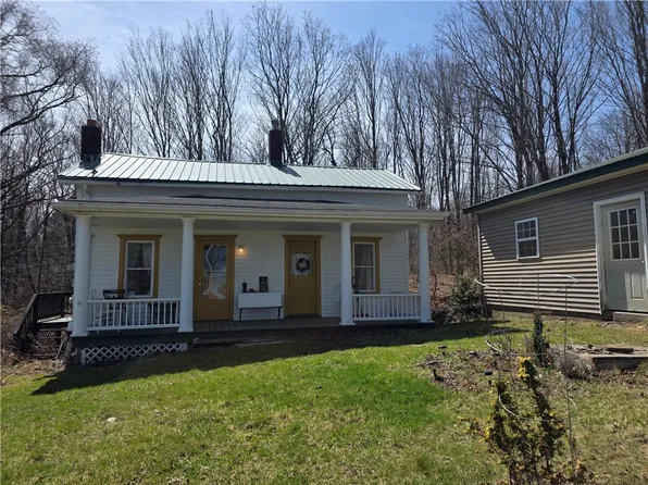 4489 W Sherman Hollow Rd, Branchport, NY 14418