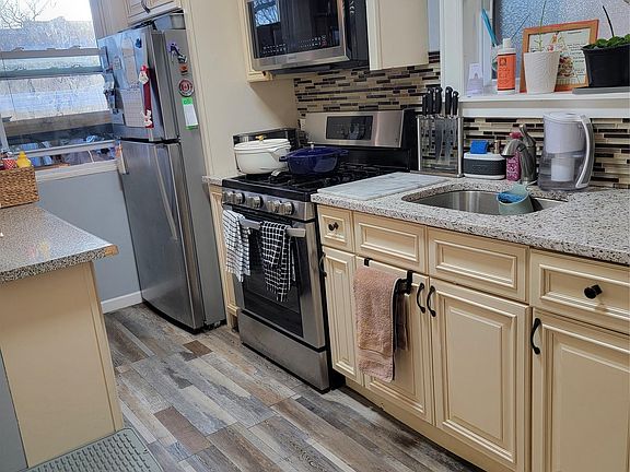 2nd image of 111-42 207th Street