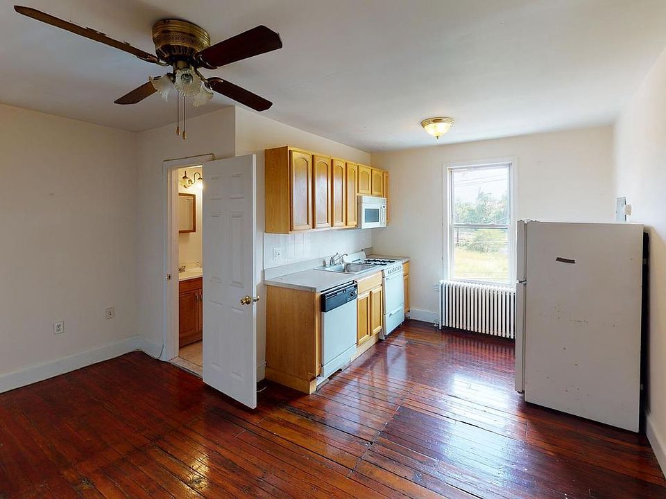 1st image of 1103 N 41st St #3R