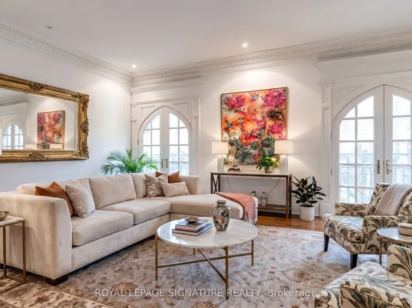 50 Elm Ave, Toronto, ON M4W 1N5