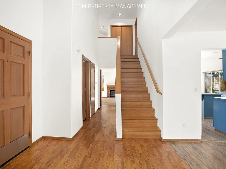 10103 SE 225th Pl — Photo 3