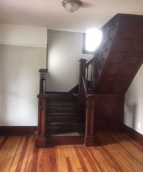 142 N Macomb St — Photo 6