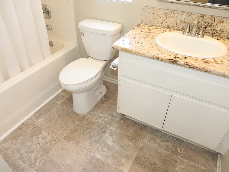 45713 Coventry Ct — Photo 8