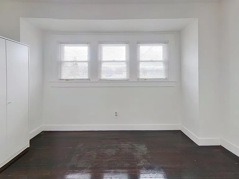 701 W Hanna Ave — Photo 14