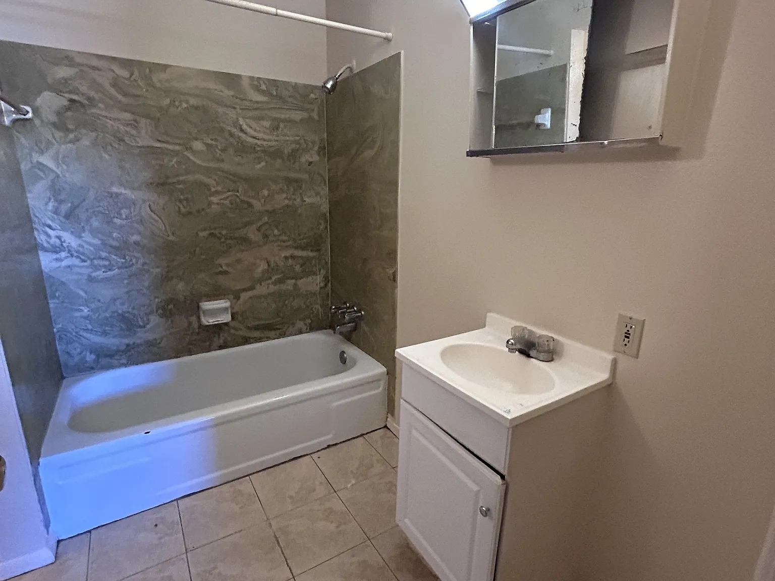 2800 Cerrillos Road 2 - 120 — Photo 2