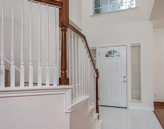 2nd image of 2516 Walnut Creek Dr