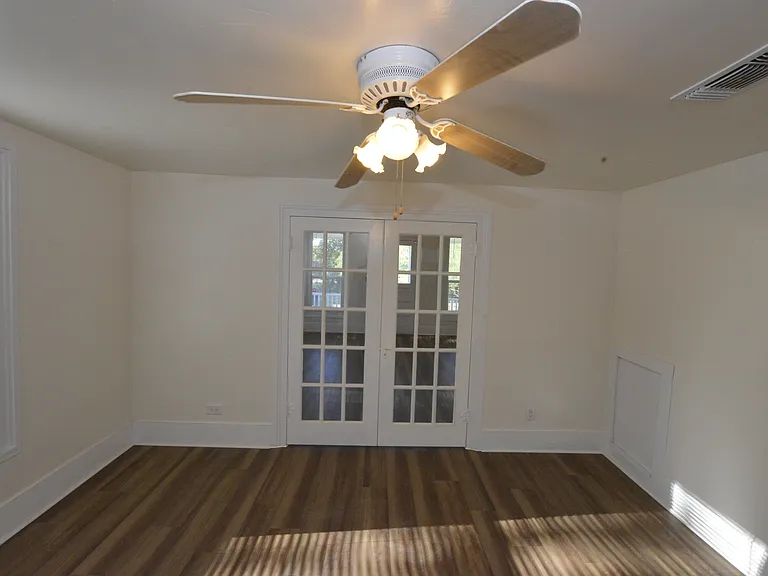 1598 State Highway 16 N — Photo 12