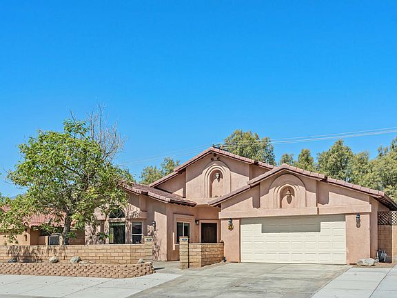 2nd image of 27325 Ventura Dr
