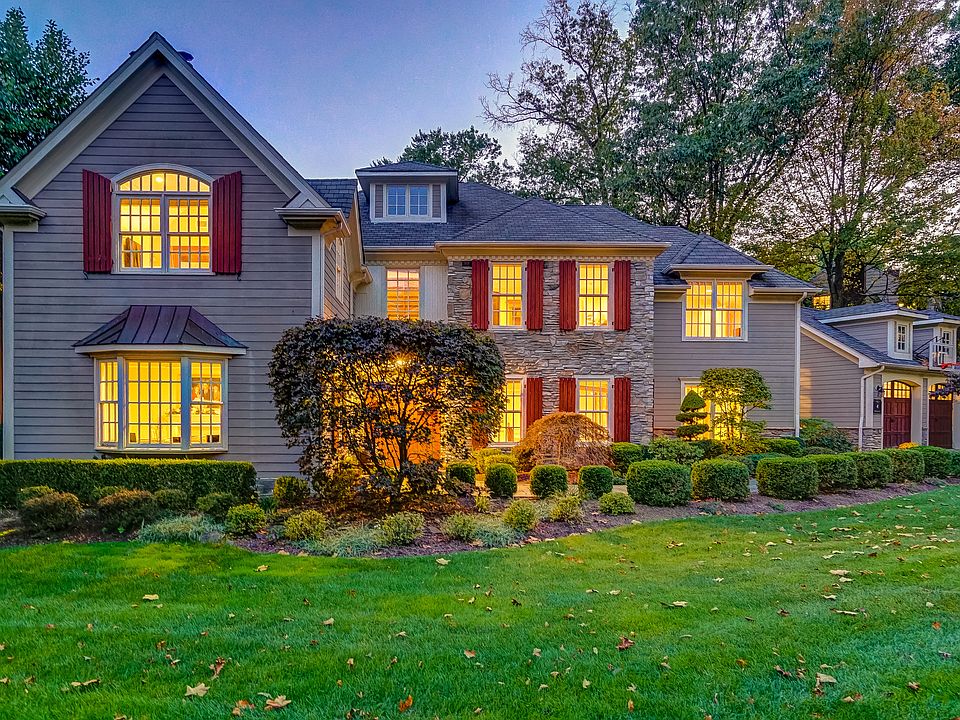 4 Fox Hill Ln, Short Hills, NJ 07078 | Zillow