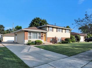 16719 Oleander Ave, Tinley Park, IL