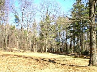 210 S Row Rd, Townsend, MA 01469