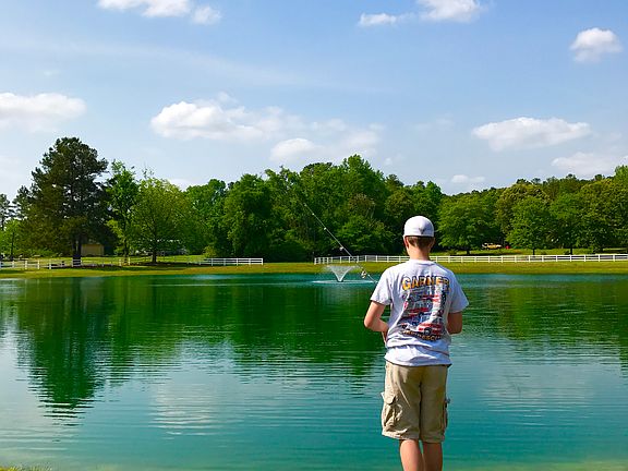 Enjoy fishing in pond