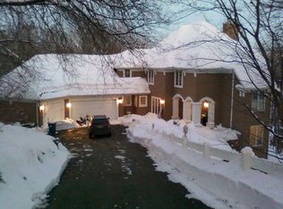 5955 Ridge Rd, Shorewood, MN 55331