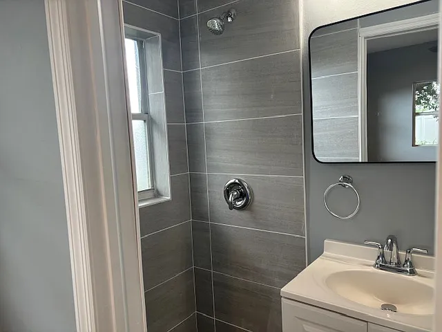 27044 Briar Ct — Photo 10