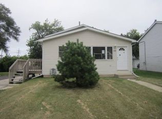 2221 Wallace Ave, North Chicago, IL 60064