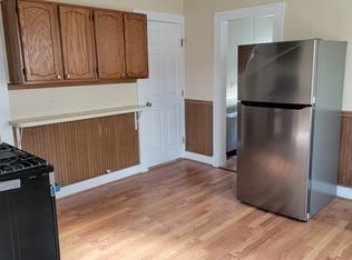 48 West St APT B, Attleboro, MA 02703