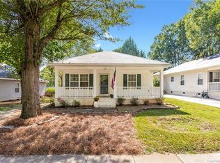 212 6th St, Belmont, NC 28012