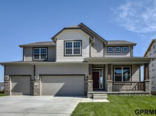 8209 N 173rd St, Bennington, NE 68007
