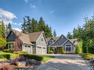 8712 200th St SW, Edmonds, WA 98026