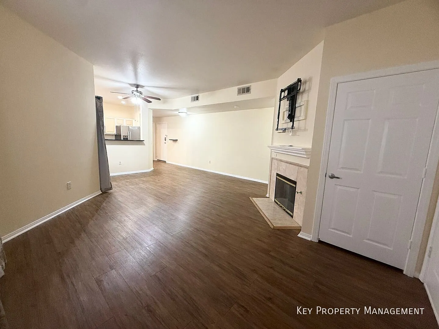 Gated SW Las Vegas Condo with Pool Access, Granite Countertops & Attached 2-Car Garage — Photo 3