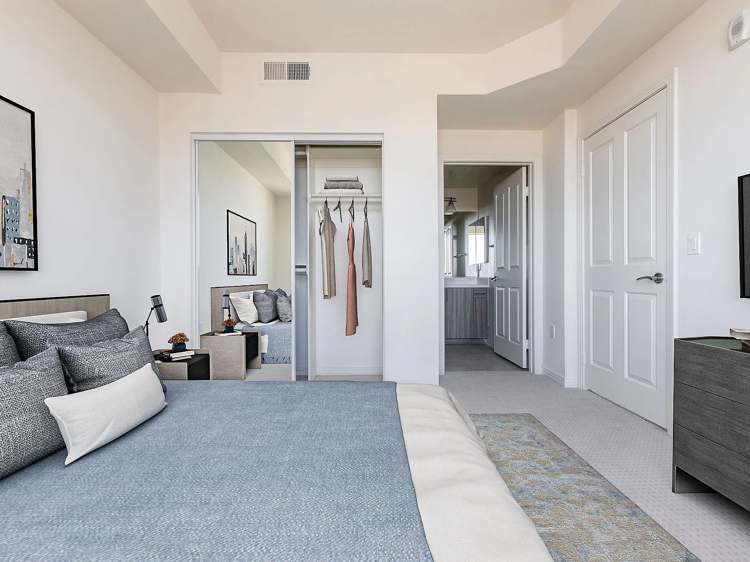 Aura NoHo Luxury Apartments — Photo 2
