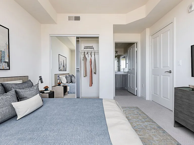 Aura NoHo Luxury Apartments — Photo 2