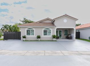 3813 SW 149th Pl, Miami, FL 33185