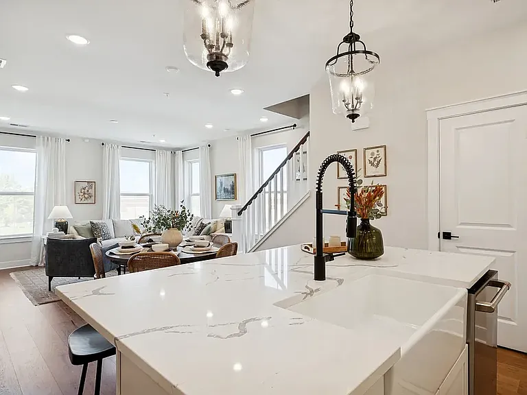 14945 Deco Cir — Photo 14